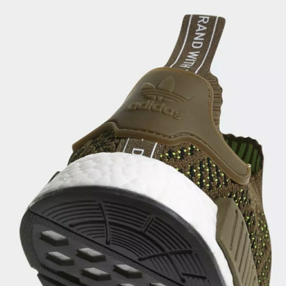 Adidas NMD_R1 STLT PRIMEKNIT NWT CQ2389 - Picture 5 of 6